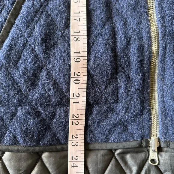 Madewell Blue/White Reversible Vest in Stripe Wool/Quilted Size Small EUC - Picture 14 of 15